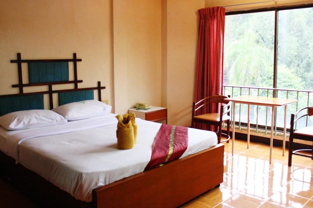 rooms-superior-room