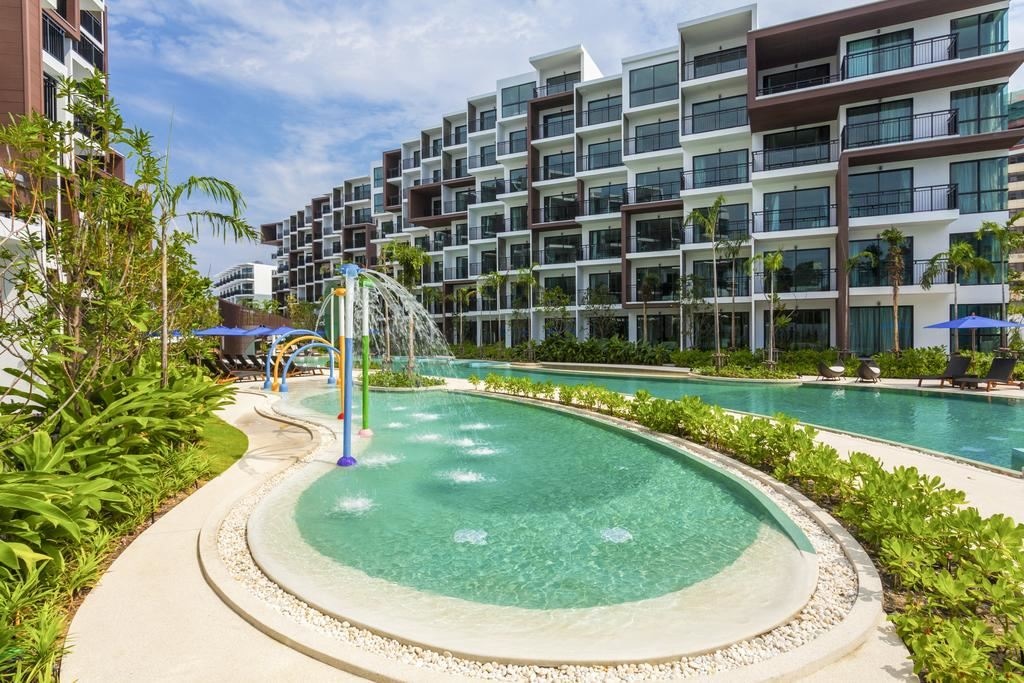 pools-outdoor-pool