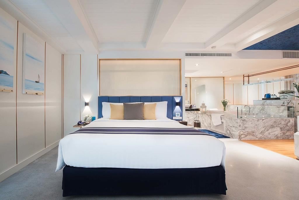 rooms-ocean-front-suite