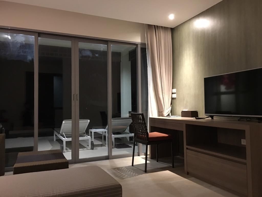 rooms-pool-villa