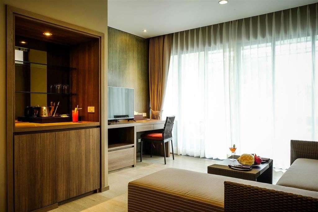 rooms-pool-villa