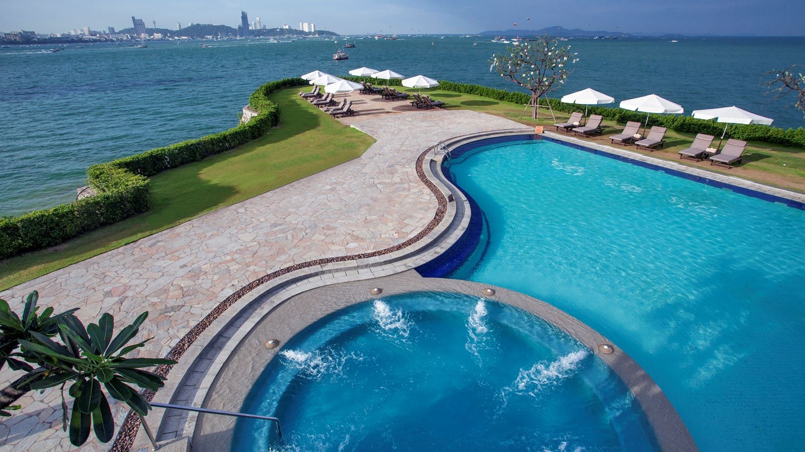 pools-outdoor-pool