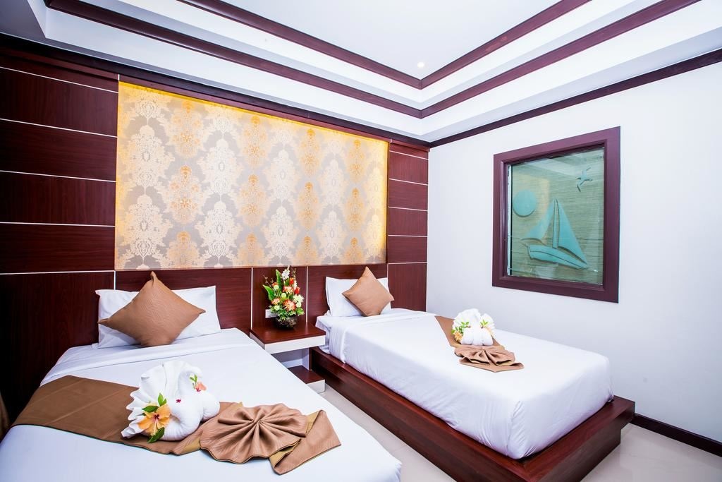 rooms-deluxe-room