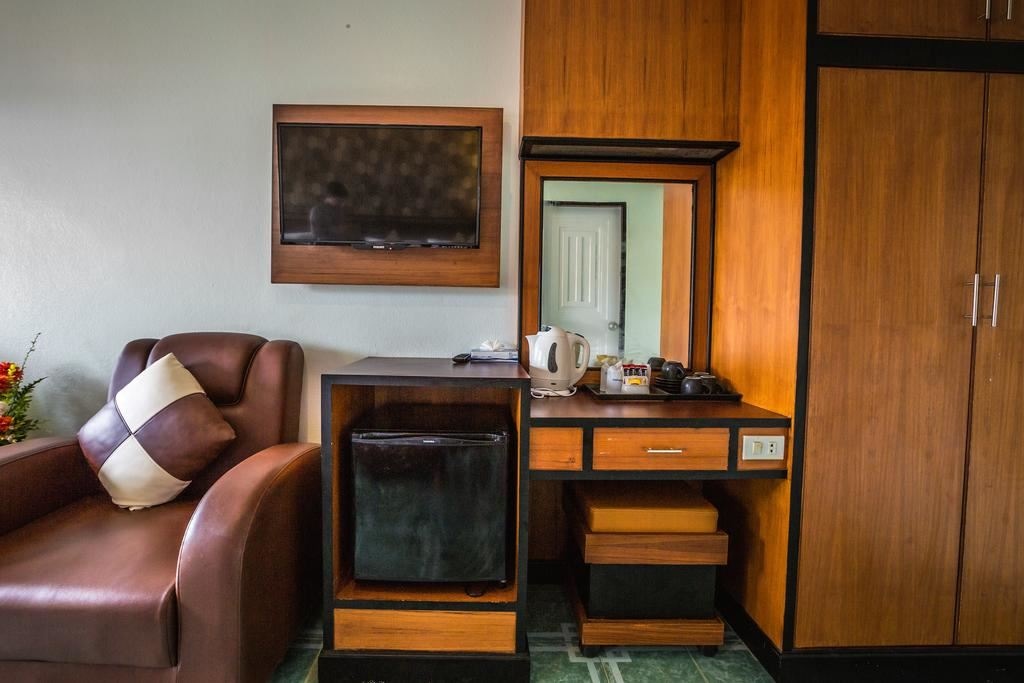 rooms-deluxe-triple-bungalow