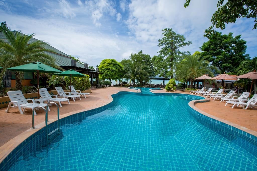pools-outdoor-pool