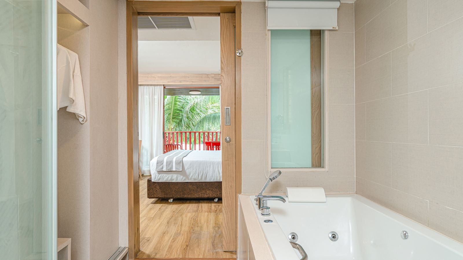 rooms-graceland-suite-seaview-new-2-bedrooms