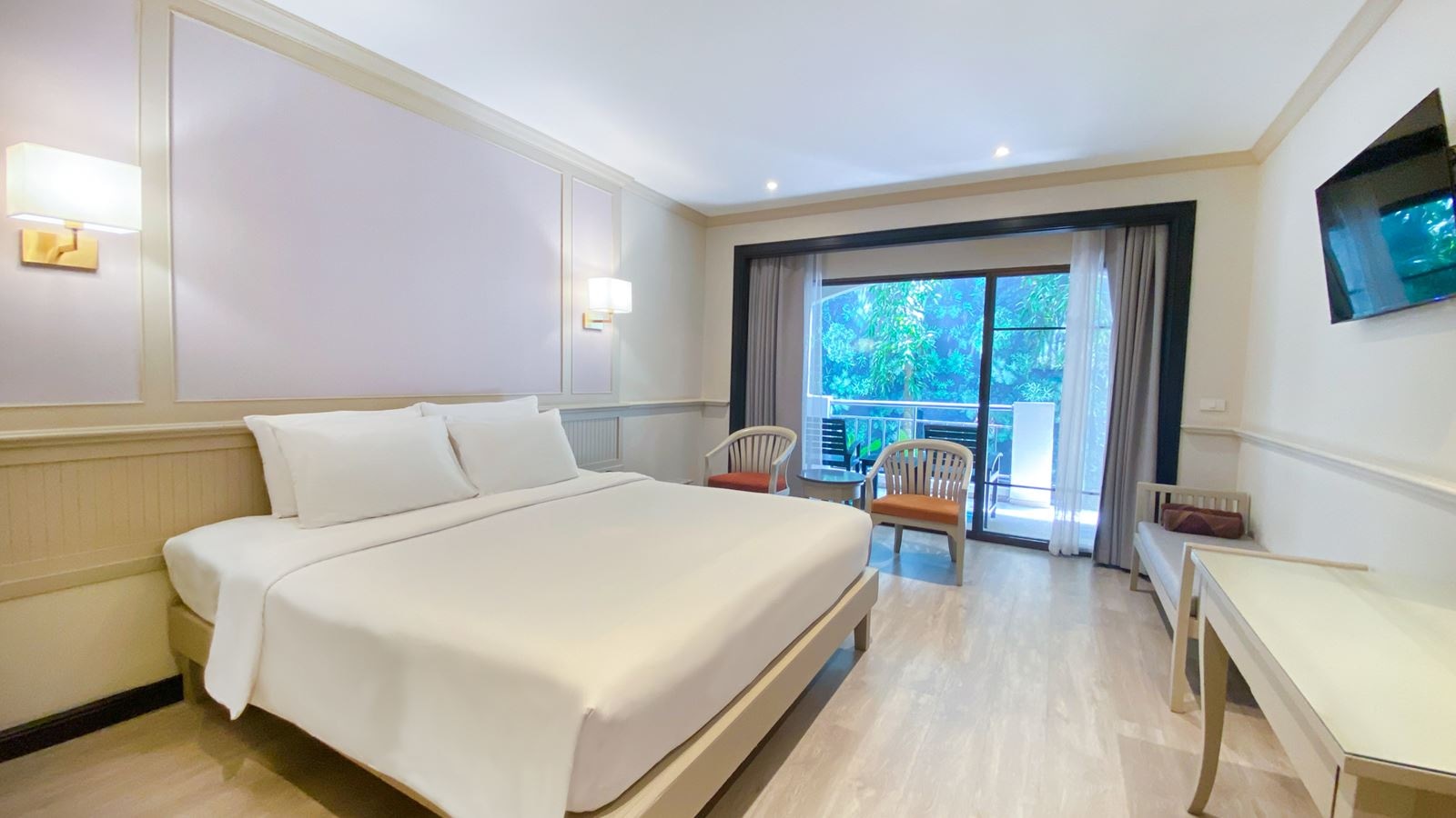 rooms-deluxe-room