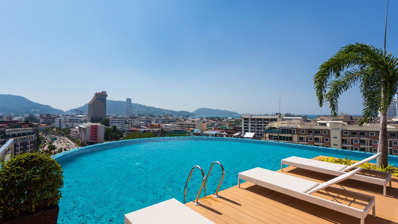 pools-outdoor-pool