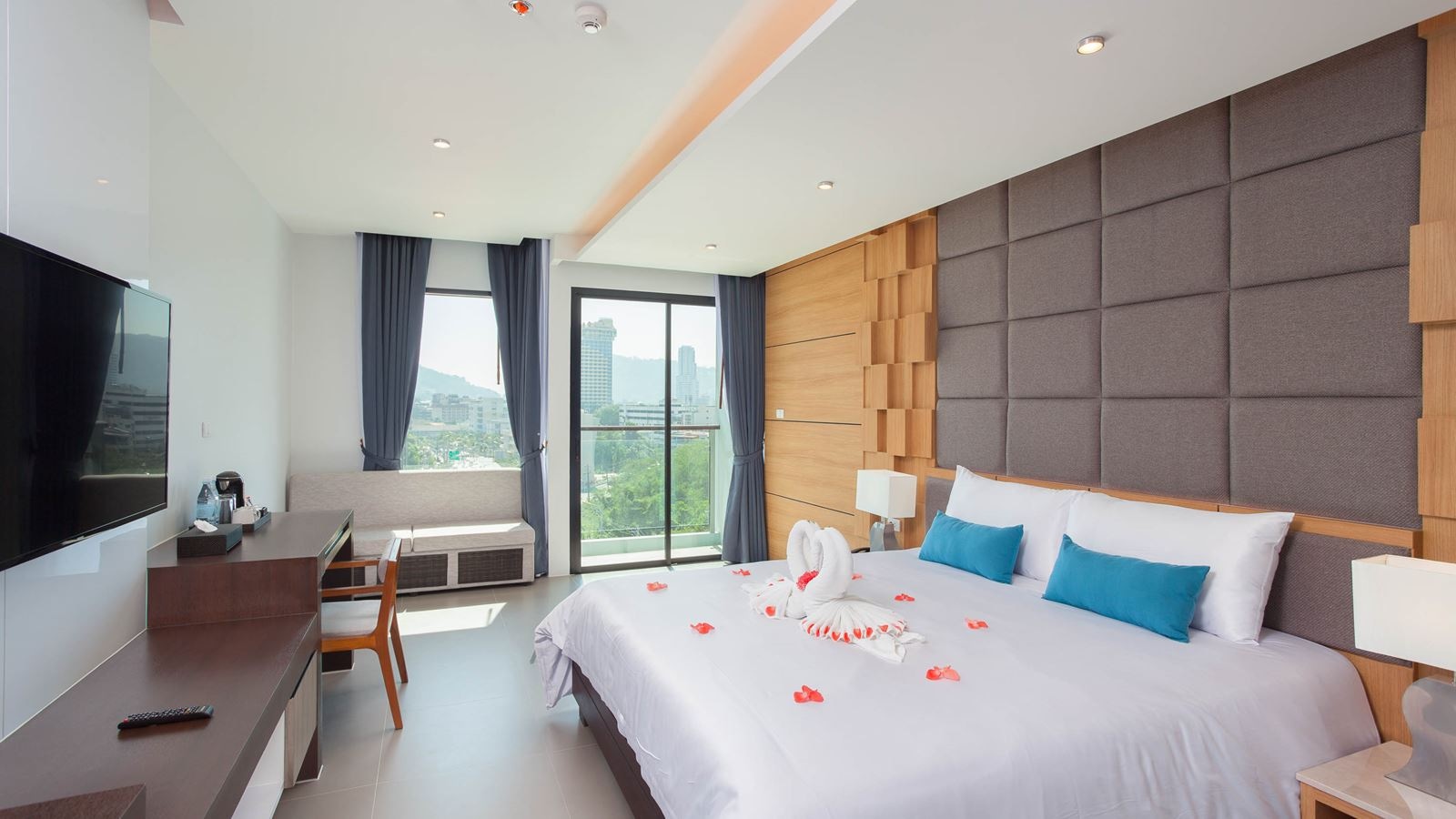 rooms-grand-deluxe