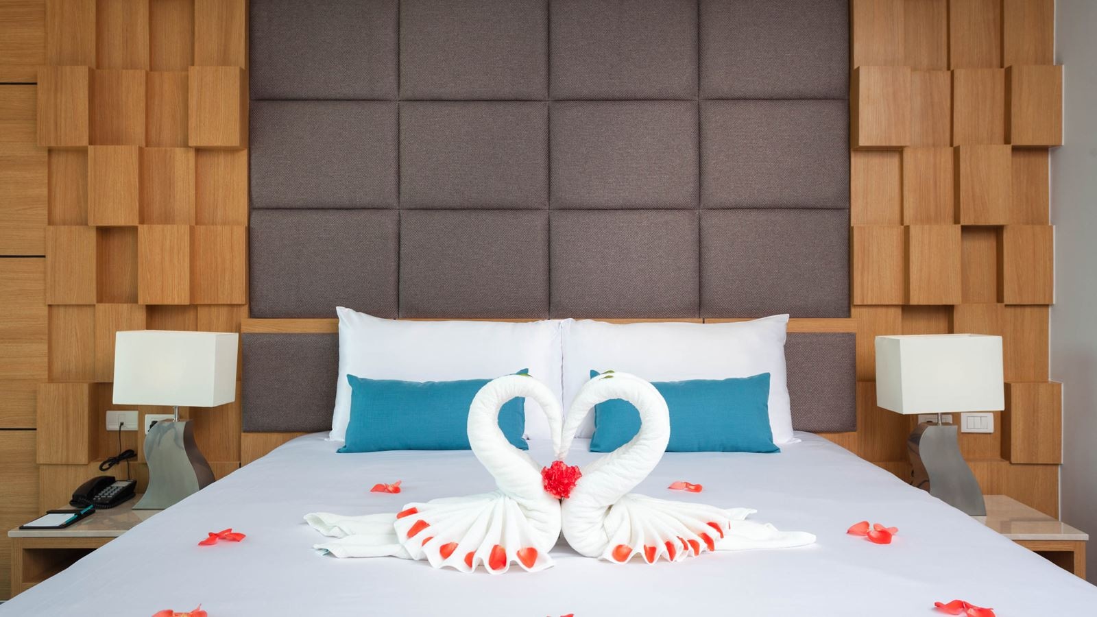 rooms-grand-deluxe