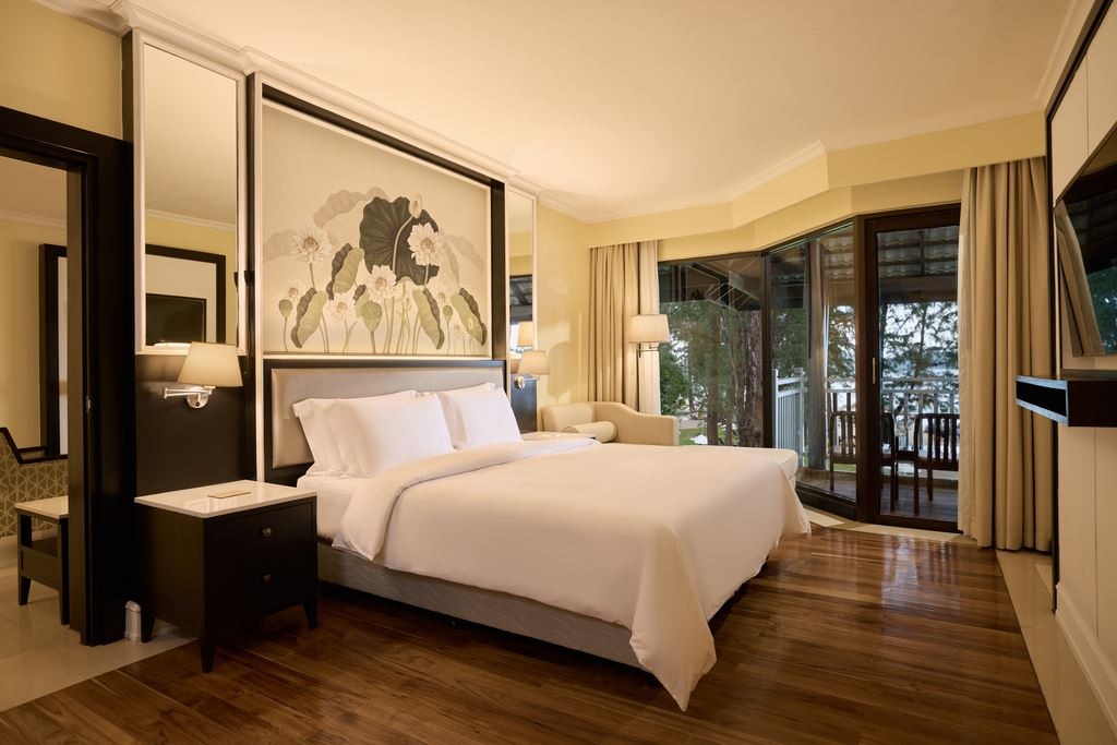 rooms-landmark-suite