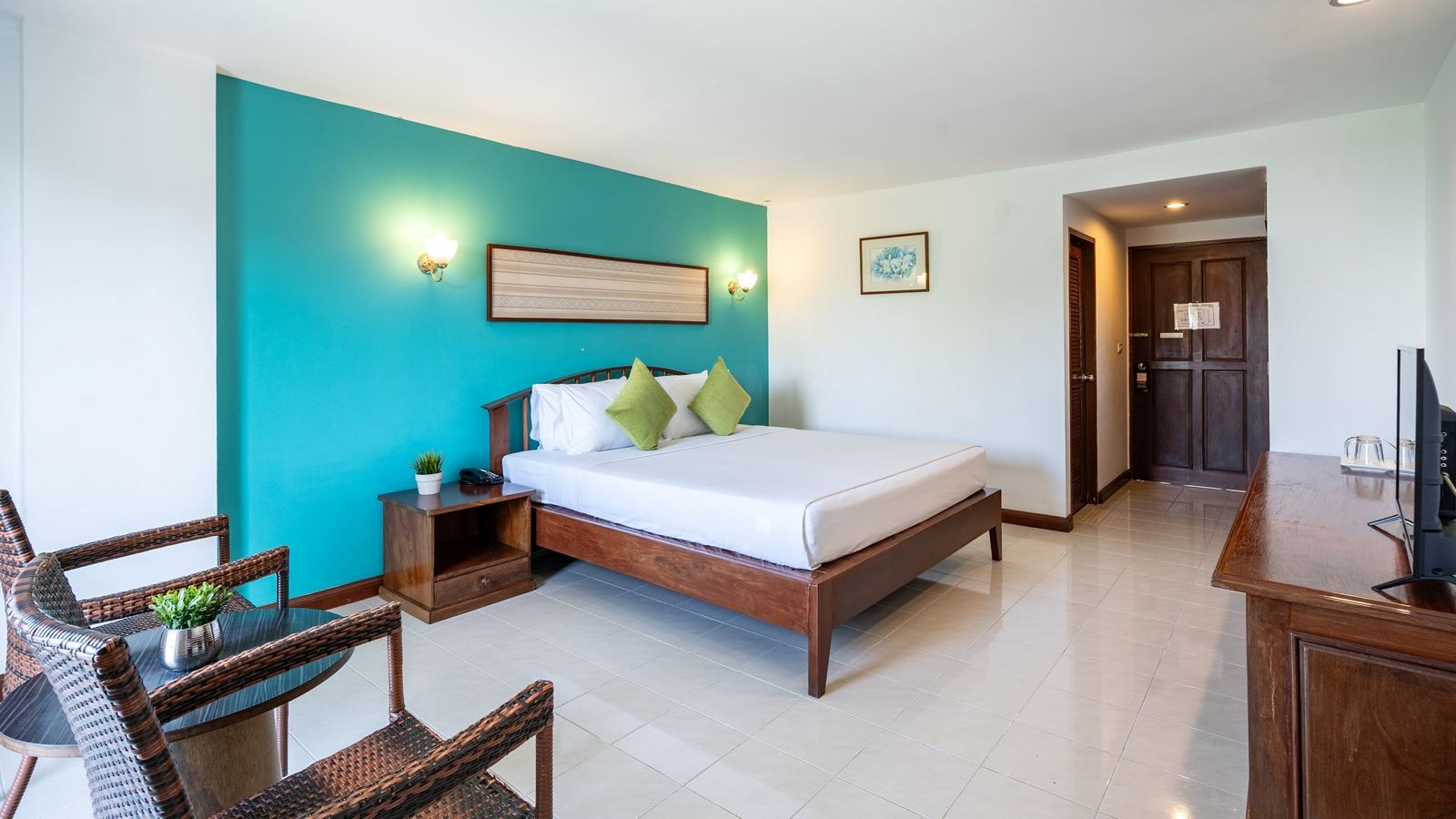 rooms-superior-room