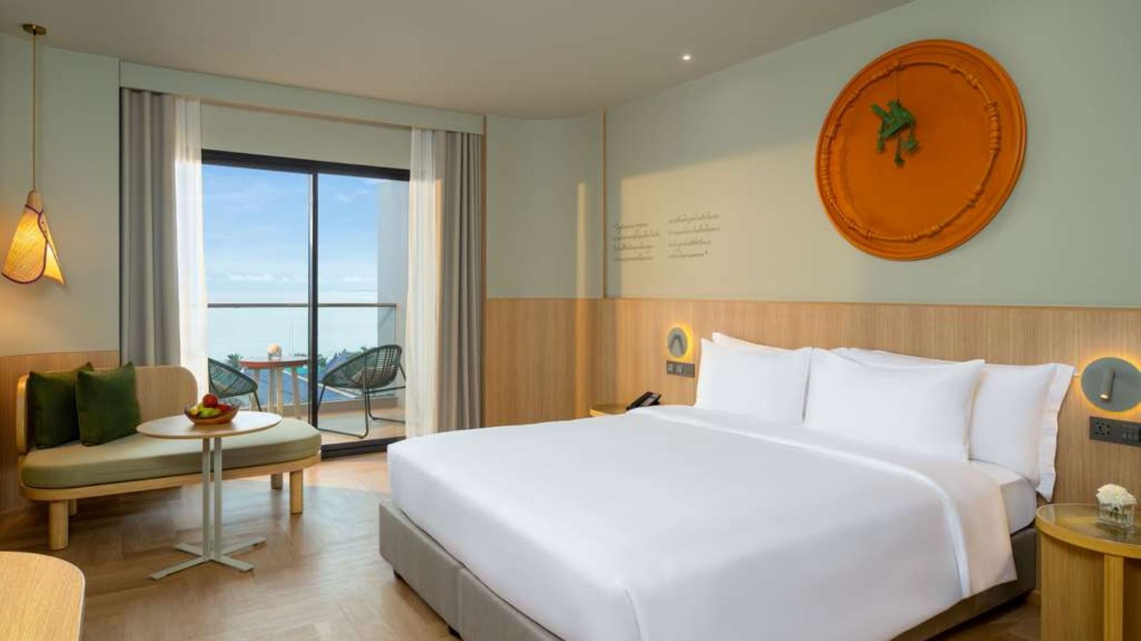 rooms-executive-ocean-view-with-balcony