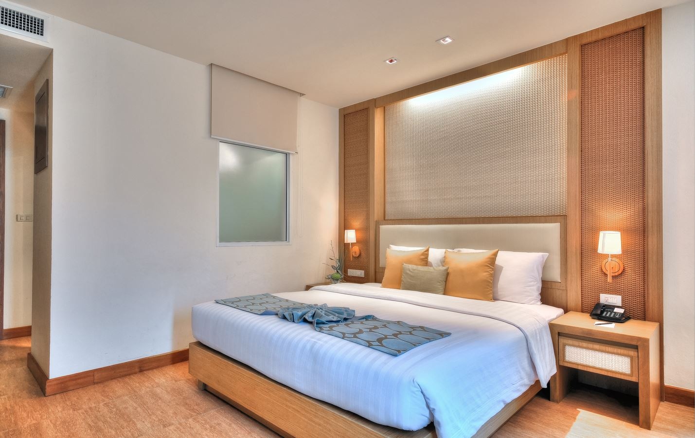 rooms-superior-room