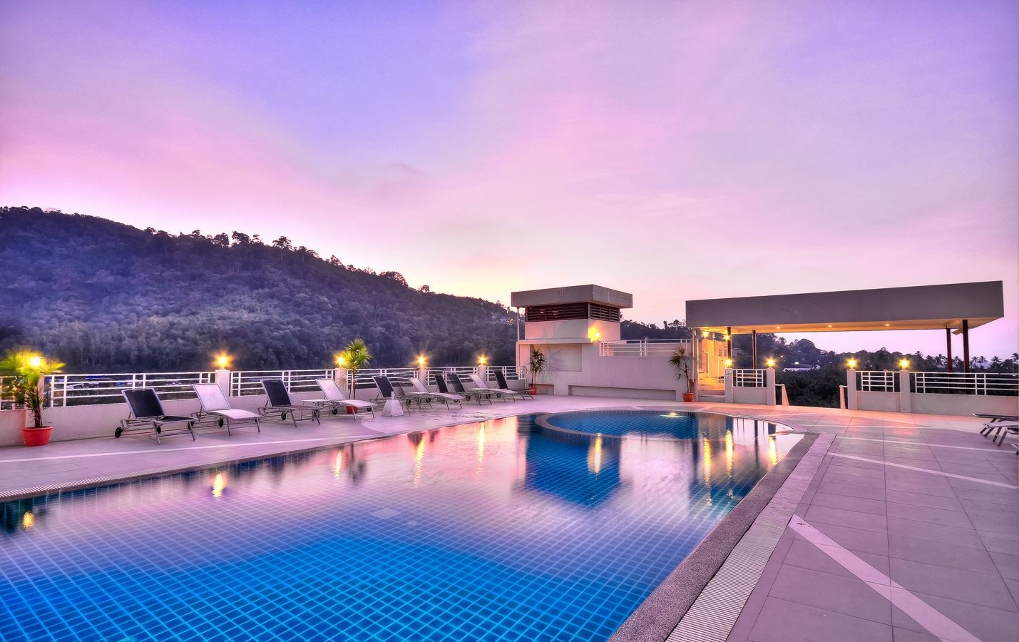 pools-outdoor-pool