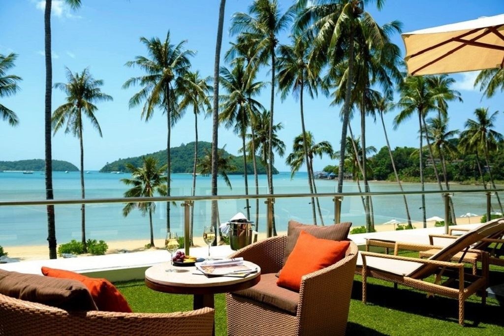 rooms-grand-andaman-sea-view-terace