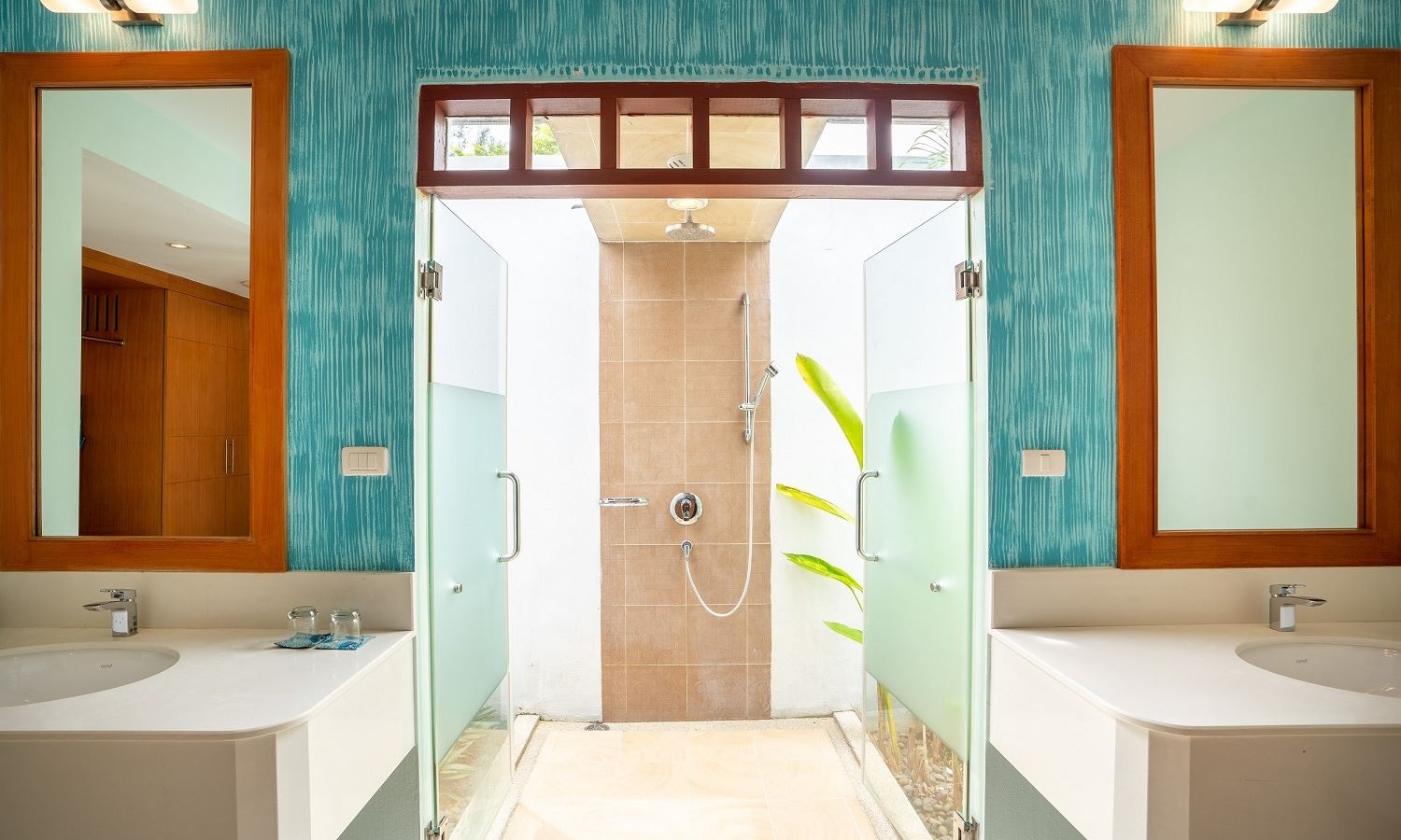 rooms-pool-villa