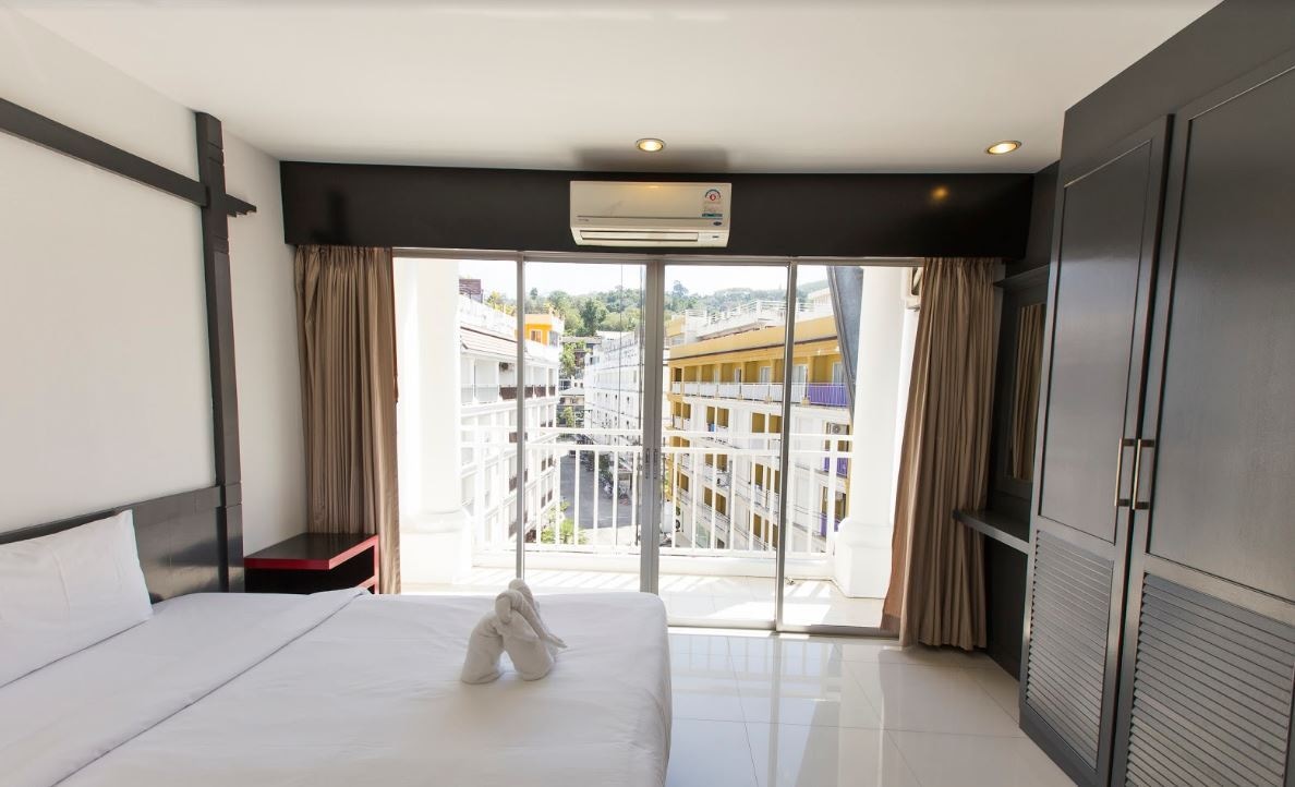 rooms-superior-room