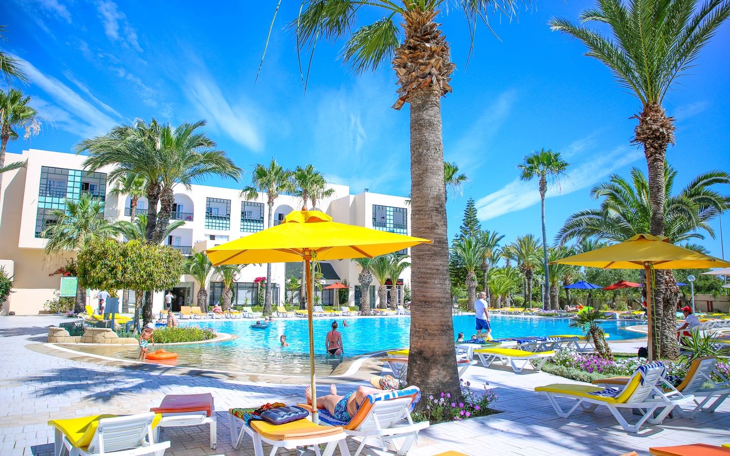 pools-outdoor-pool