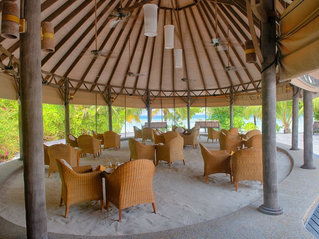 bars-conch-bar