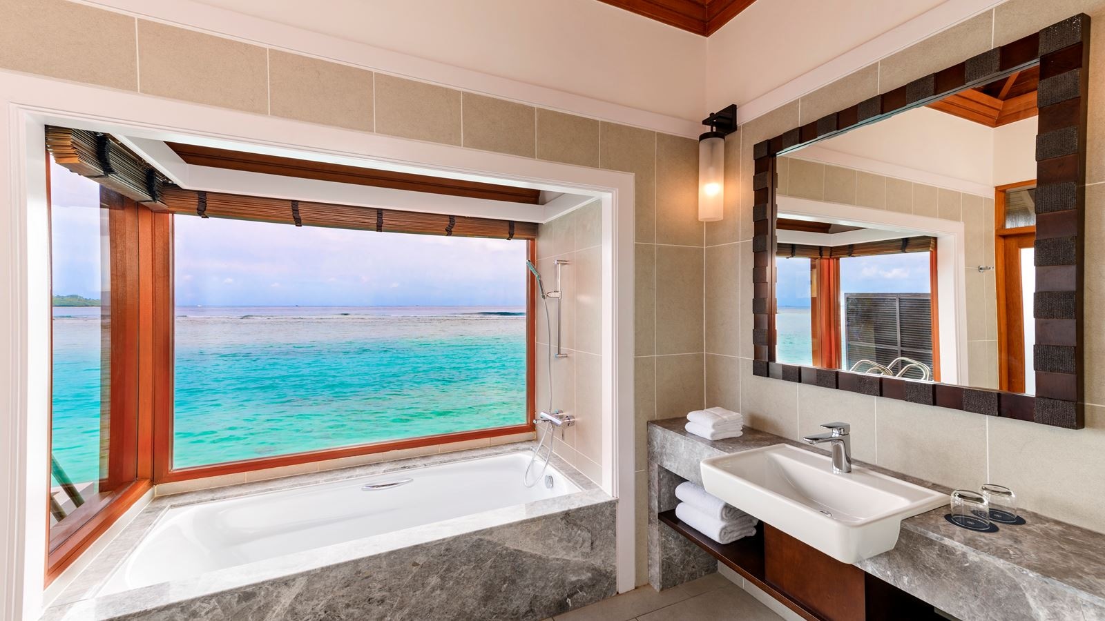 rooms-overwater-villa-with-pool