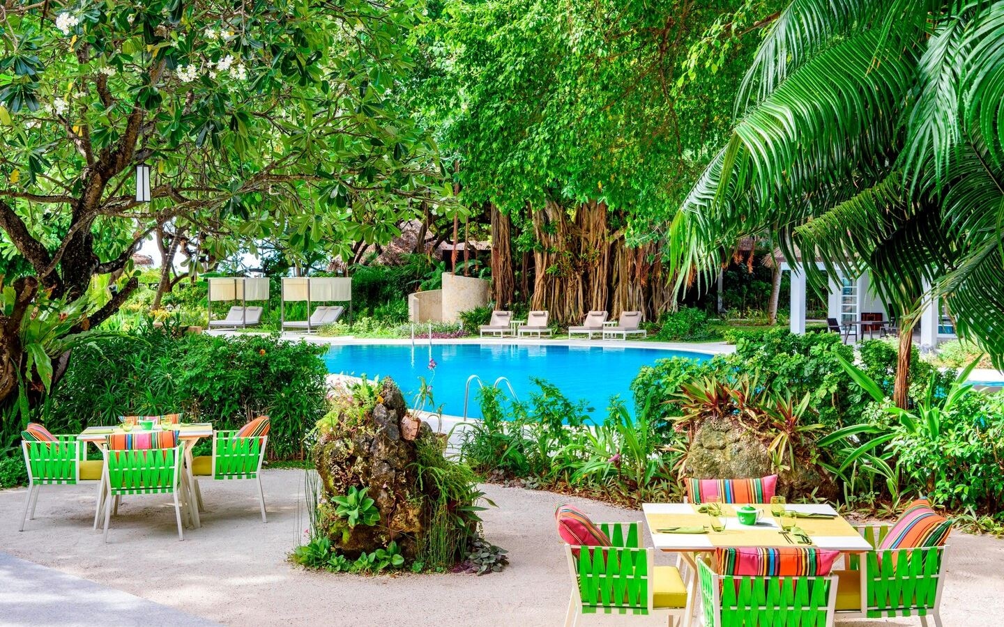 pools-outdoor-pool