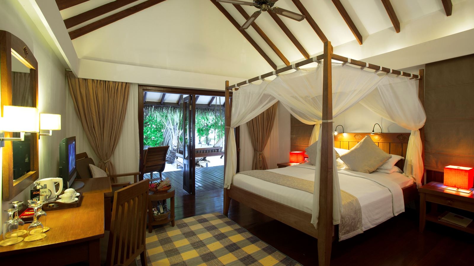 rooms-beach-villas