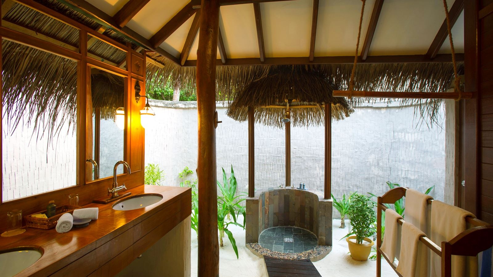 rooms-beach-villas