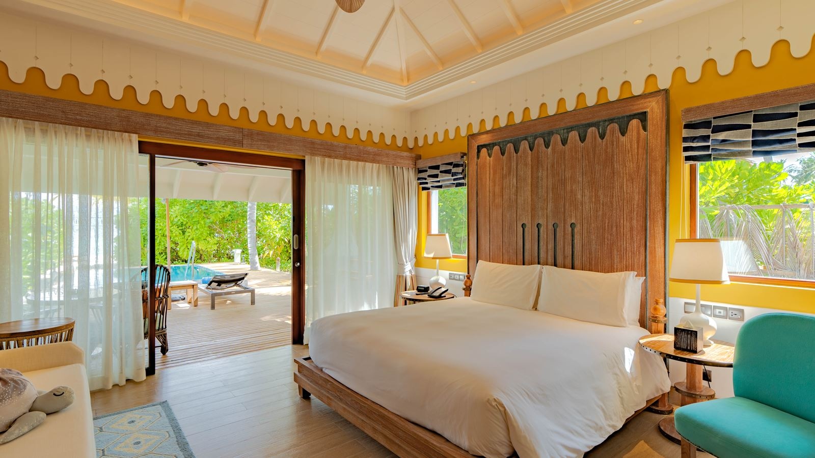 rooms-beach-villa-with-pool