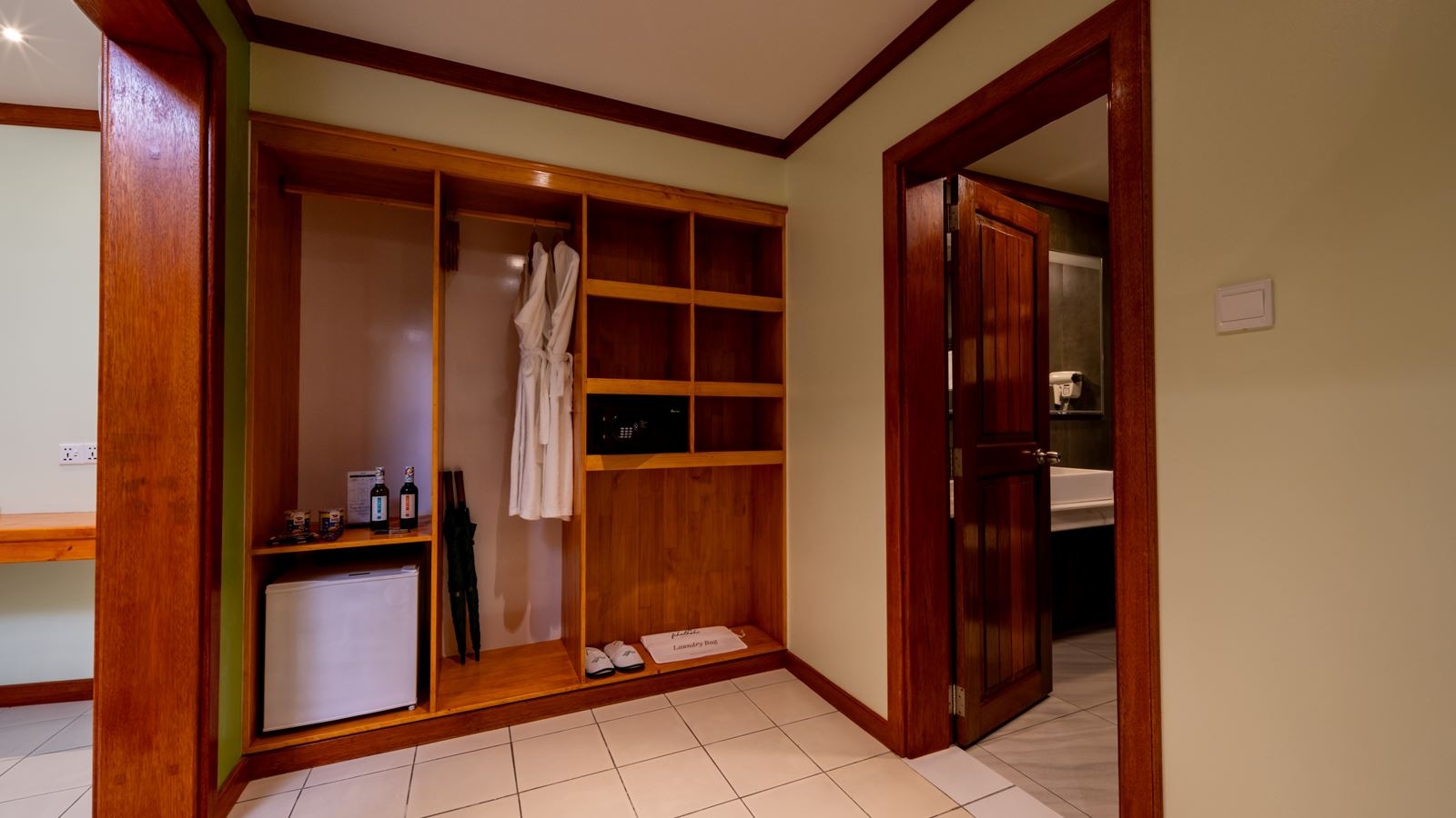 rooms-garden-villa