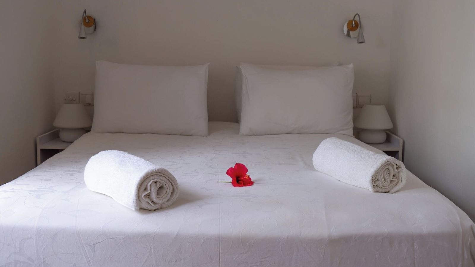 rooms-standard-room