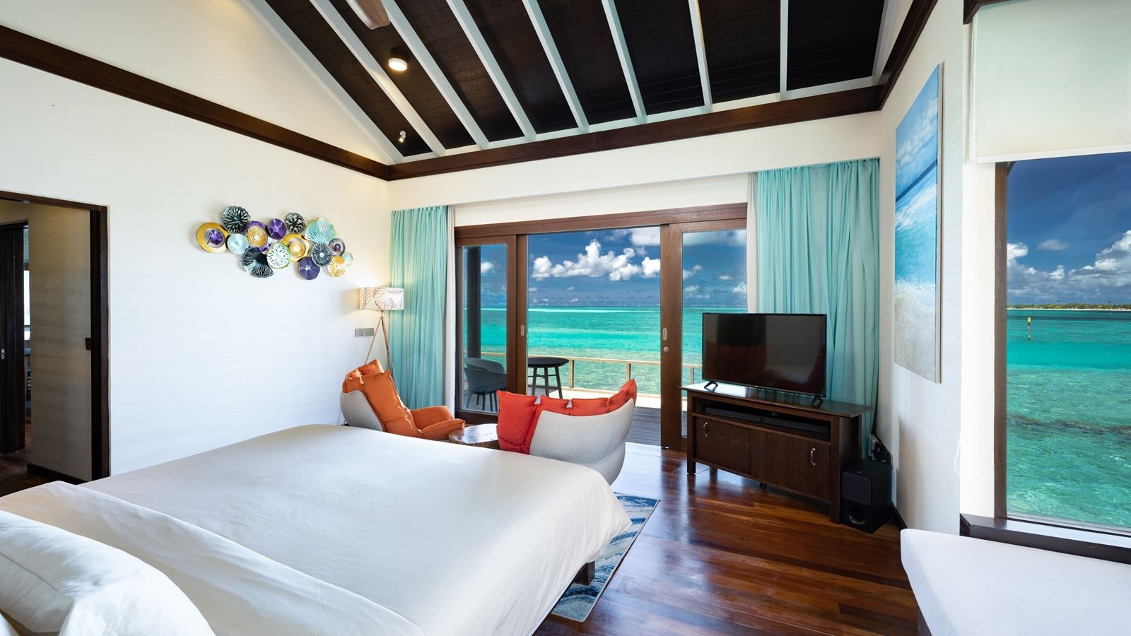 rooms-water-villa