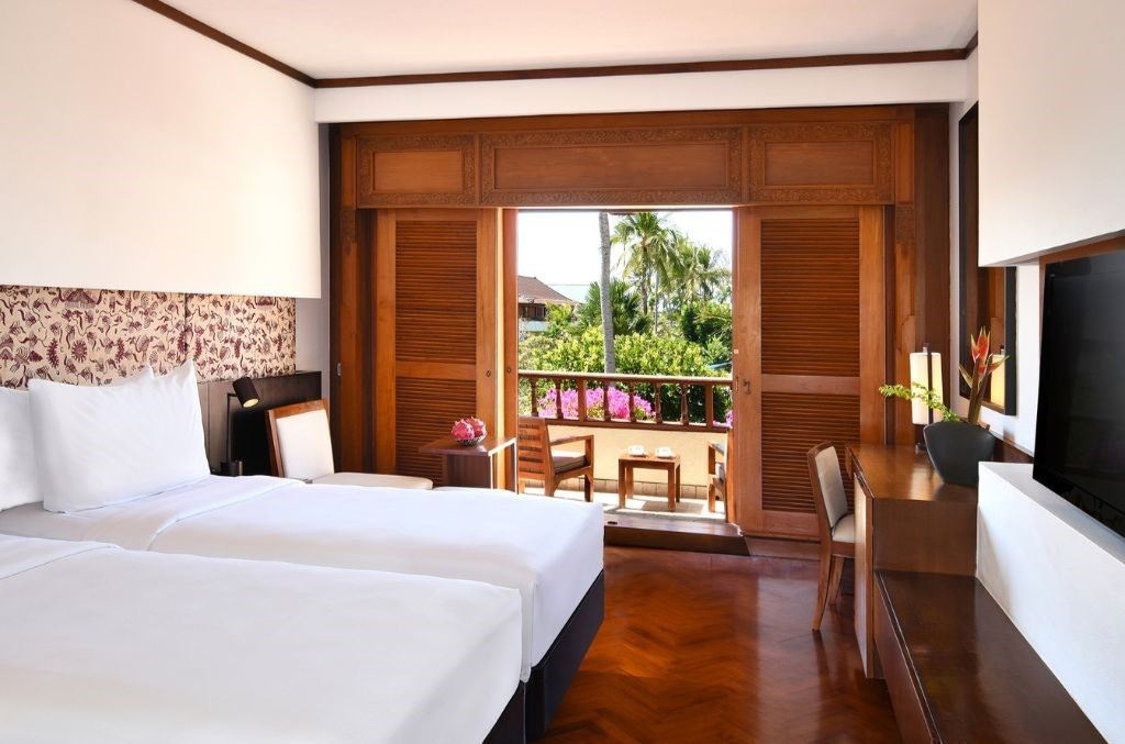 rooms-superior-room