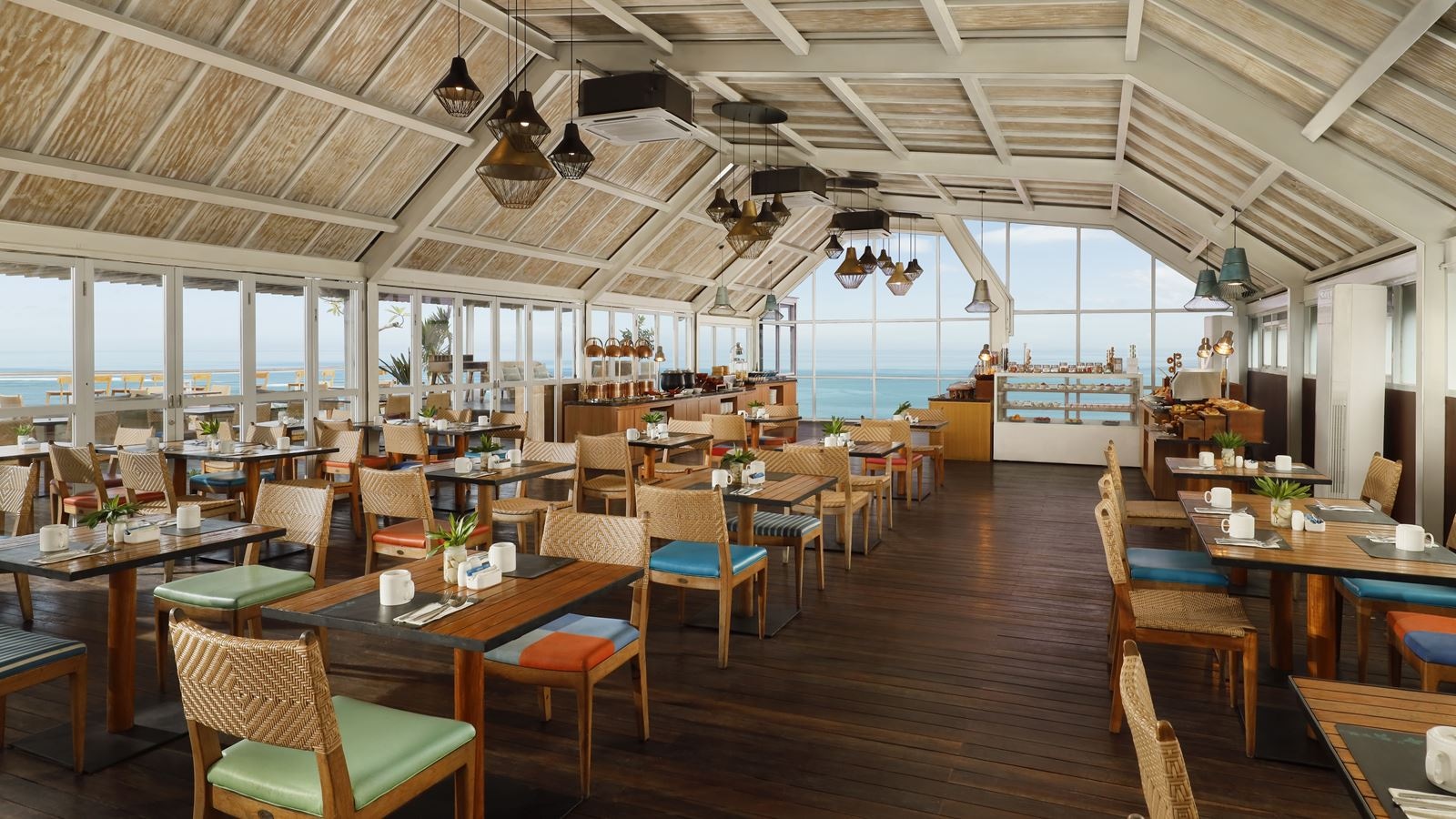 restaurants-upzscale-sky-dining