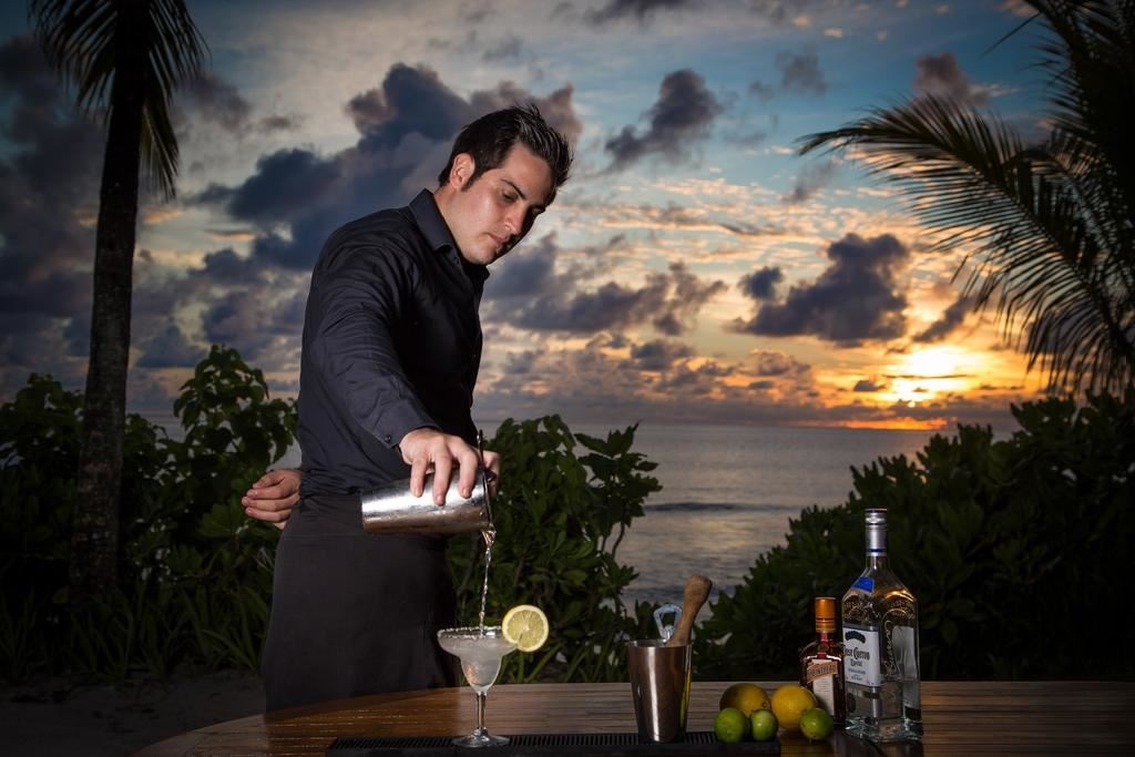 bars-sunset-bar