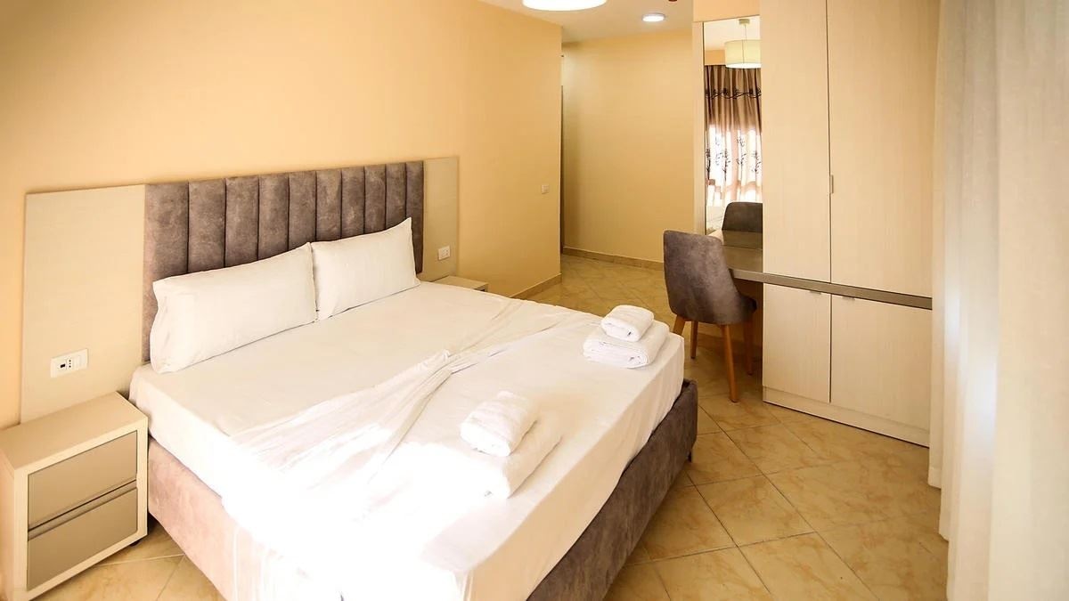 rooms-single-wchild-room