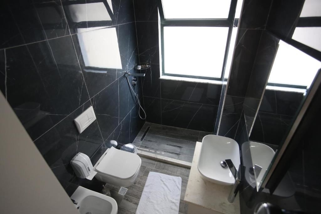 rooms-single-wchild-room