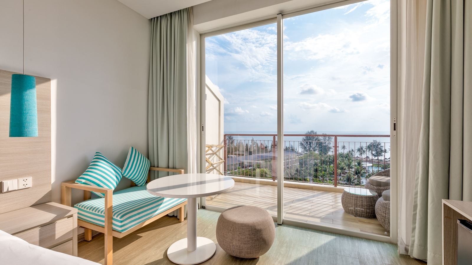 rooms-standard-room