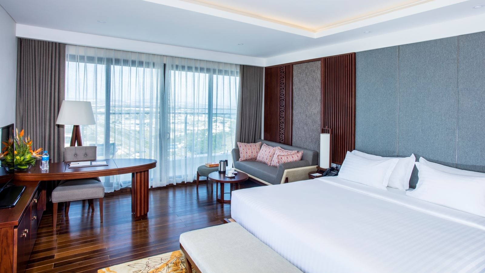 rooms-deluxe-terrace-ocean-view