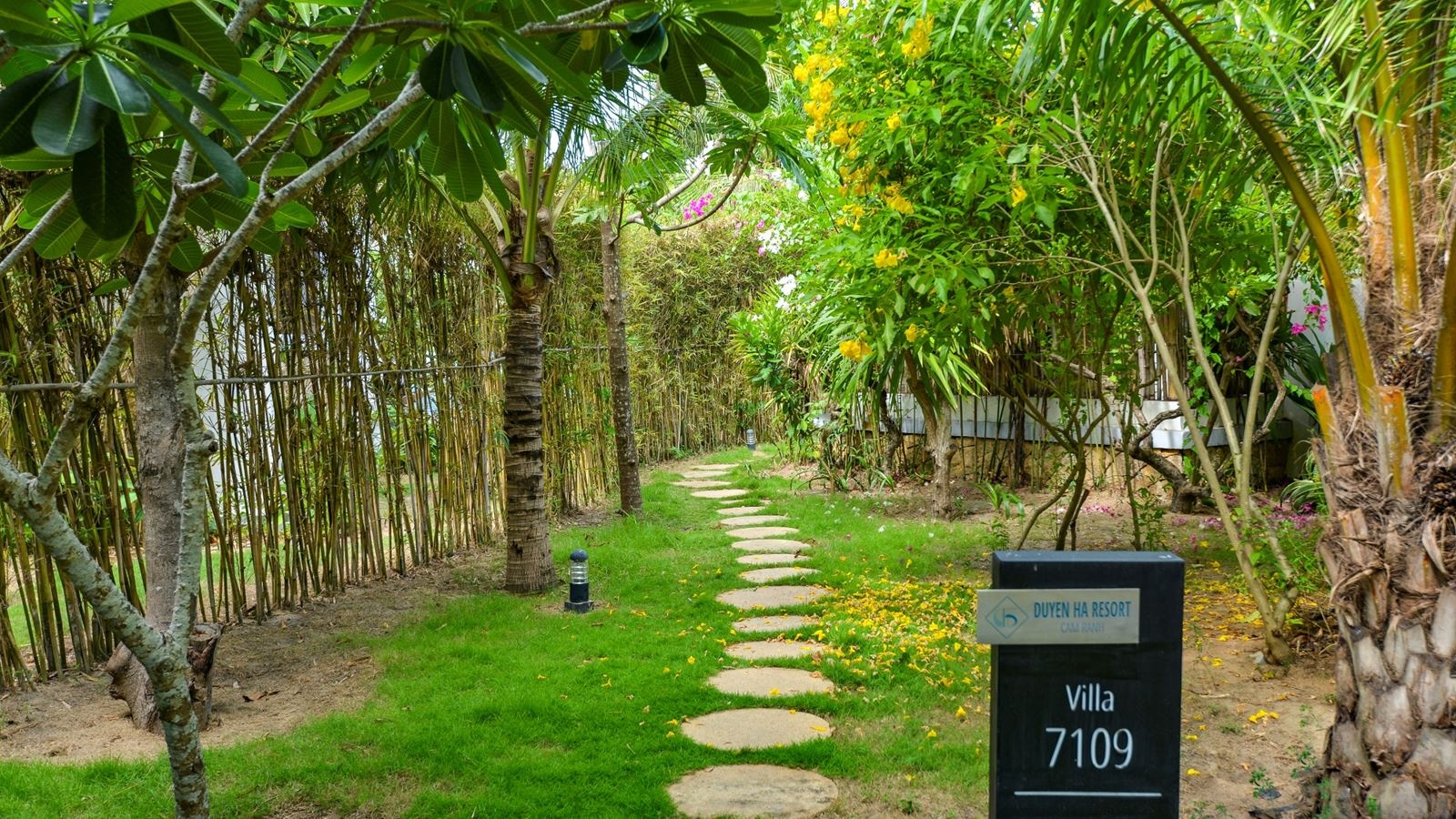 rooms-1bedroom-garden-villa-child-without-extra-bed