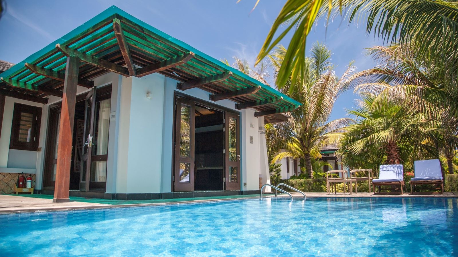 rooms-1bedroom-pool-villa-child-without-extra-bed