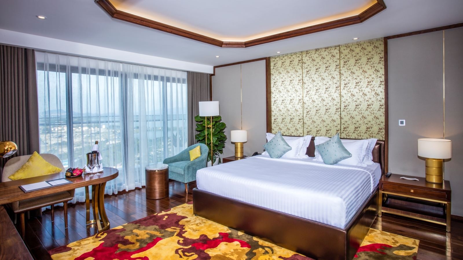 rooms-sky-suite-with-balcony-child-without-extra-bed