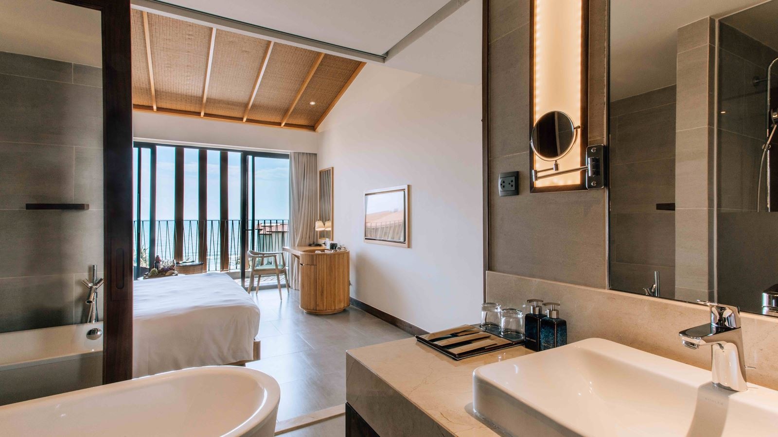 rooms-premium-ocean-view