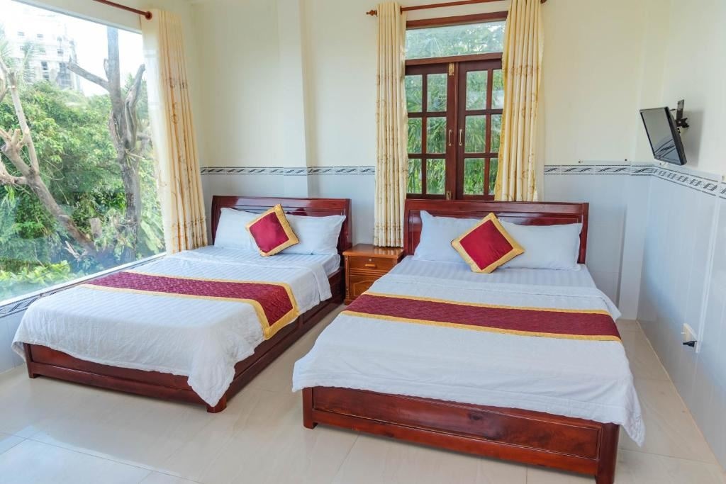 rooms-family-room