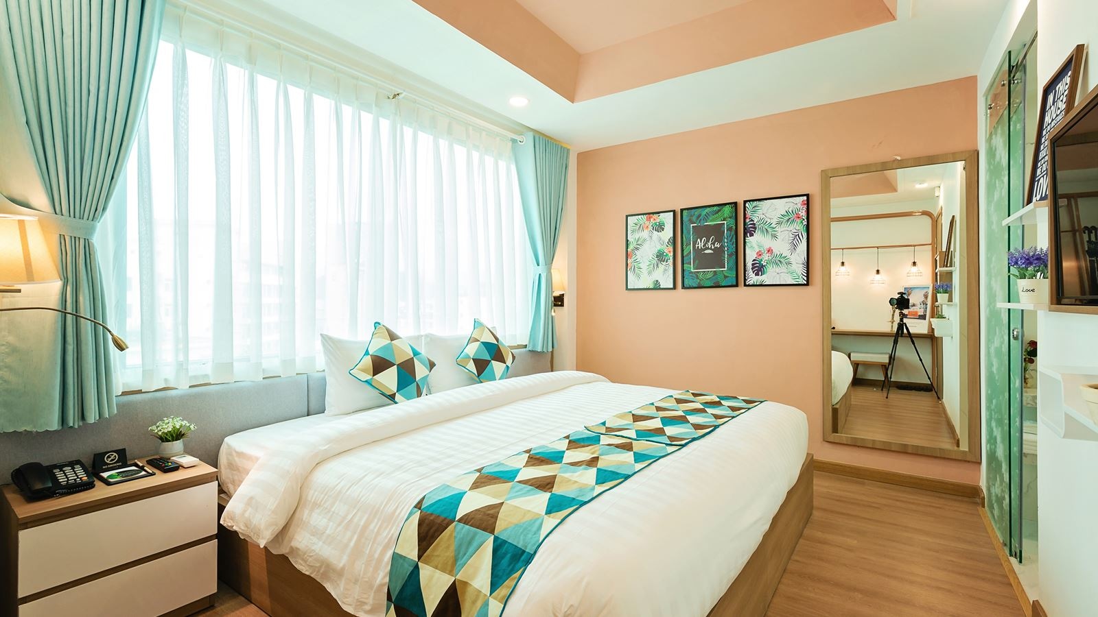 rooms-room-deluxe-city-view