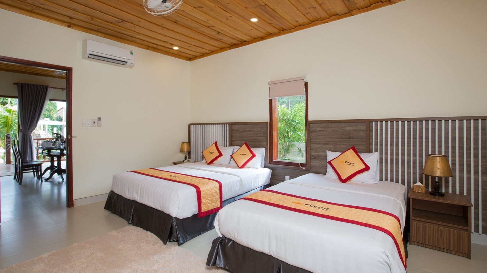 rooms-villa-2-bedrooms-5pax