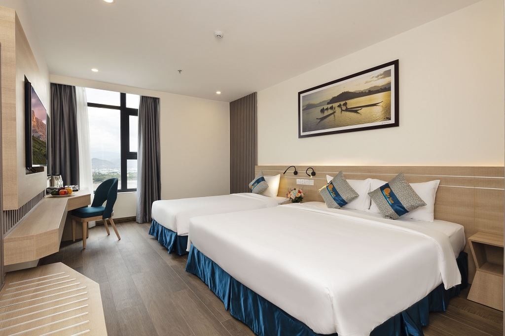 rooms-executive-city-view-triple