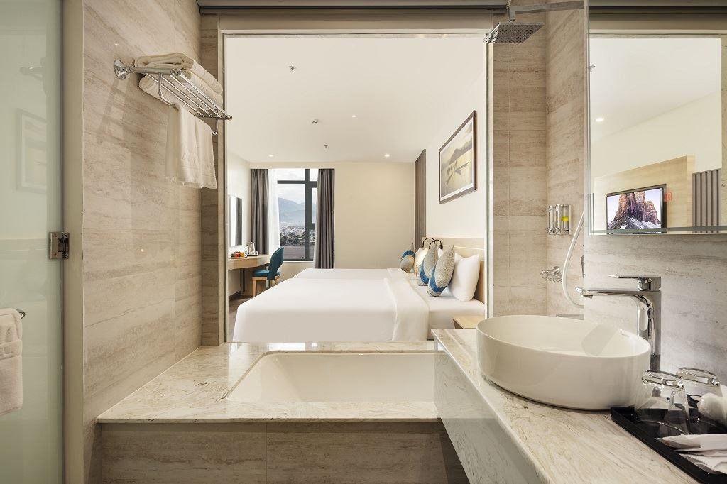 rooms-executive-city-view-triple