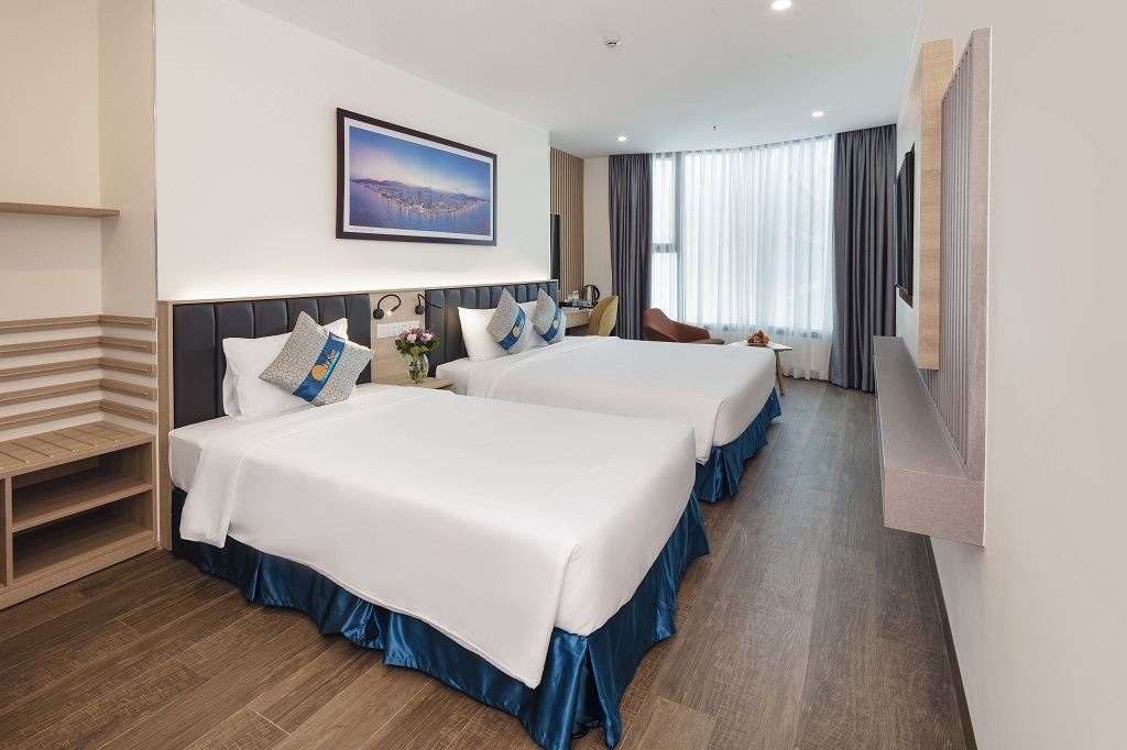 rooms-executive-partial-seaview-triple