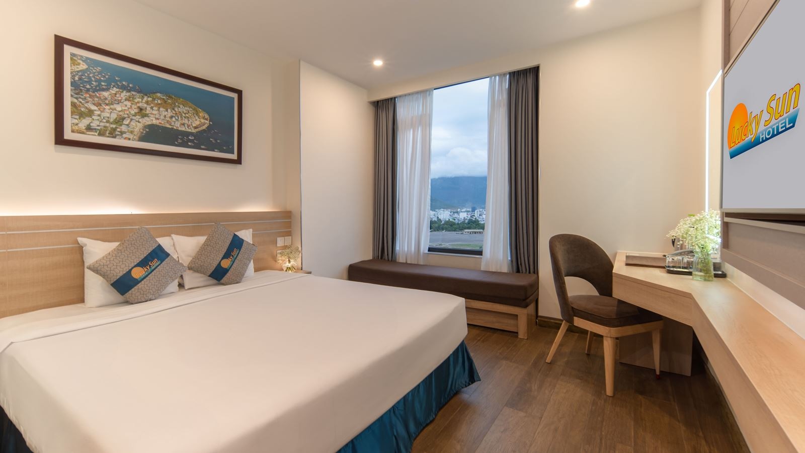 rooms-deluxe-cityview-child-without-extra-bed
